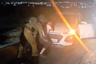 חשד לניסיון פיגוע | דאגה ביישוב החרדי: חמישה חשודים נעצרו בכניסה ליישוב