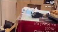 זעזוע בקהילה היהודית בפריז: בית כנסת ברובע ה-19 הושחת וניזוק קשות - כך זה נראה אחרי