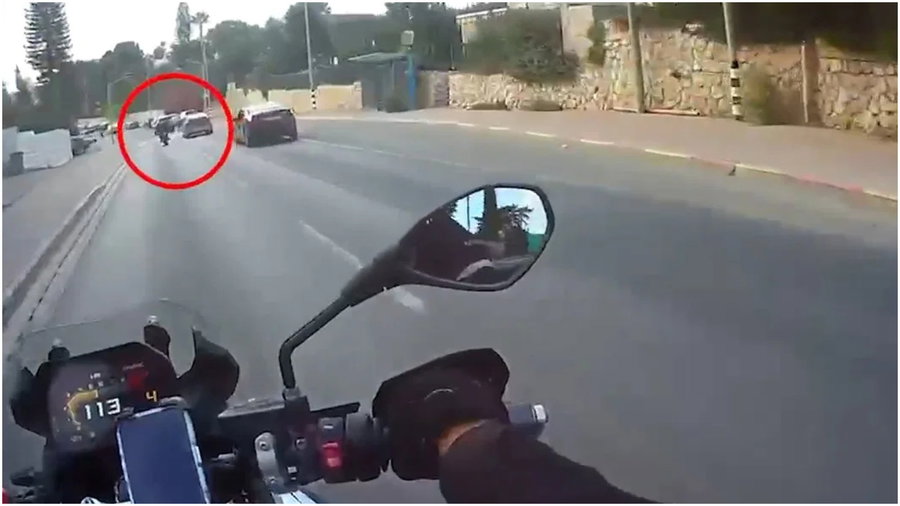 14 דקות של מרדף אחר אופנוע משופר הסתיימו במעצר | צפו בדרמה