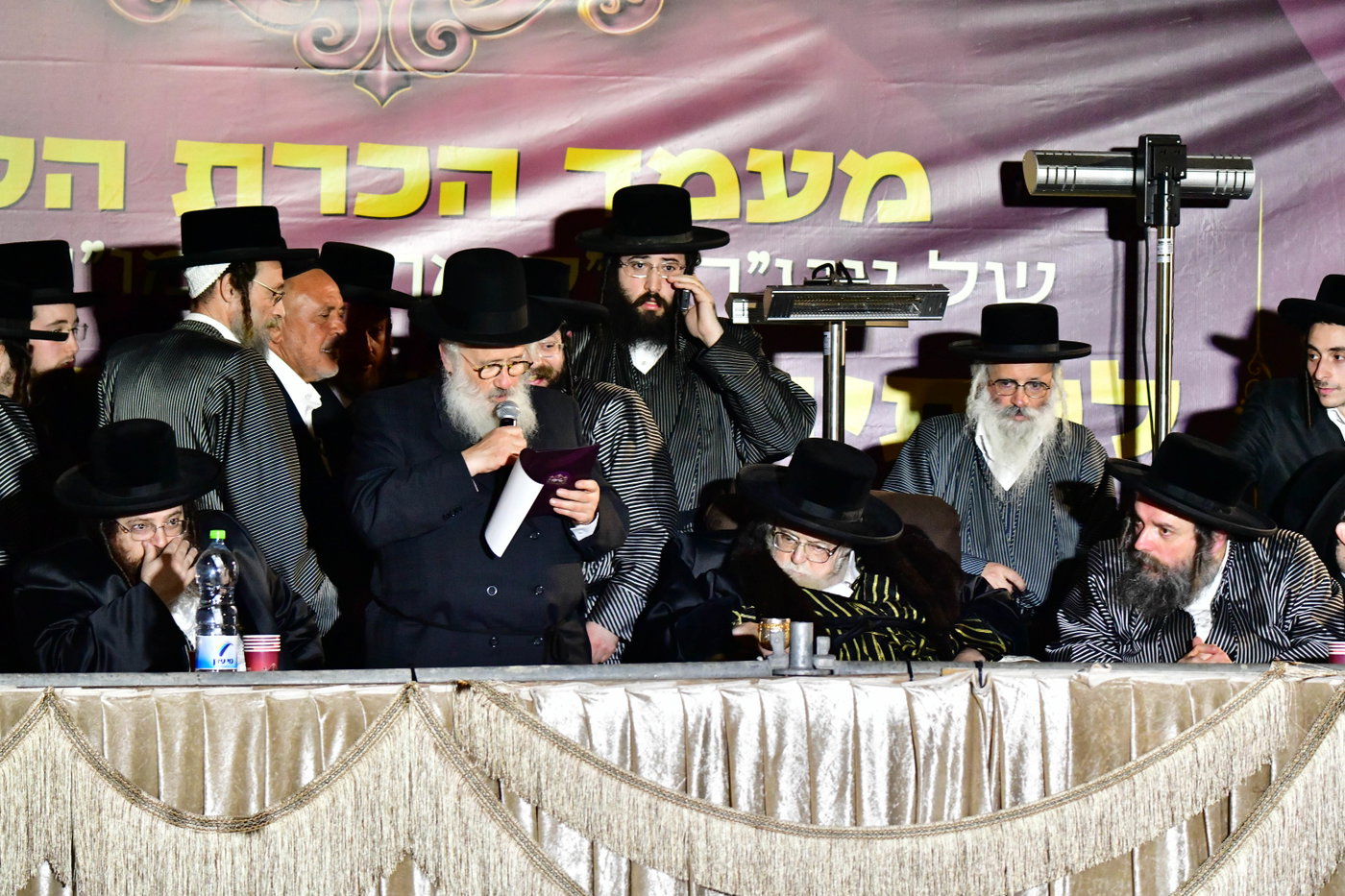 המעמד של תולדות אברהם יצחק בחצור הגלילית