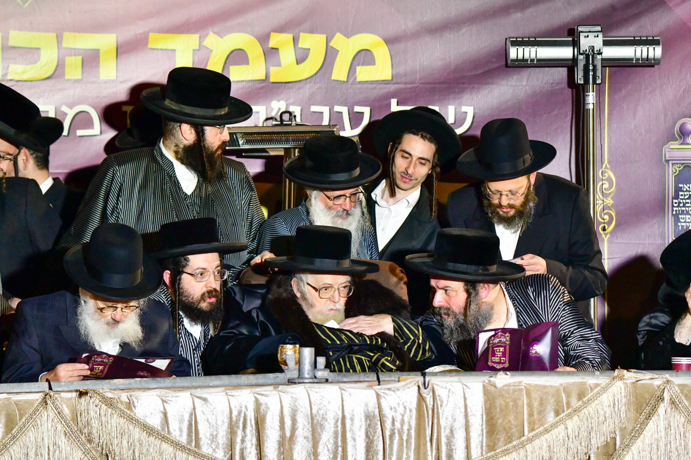 המעמד של תולדות אברהם יצחק בחצור הגלילית