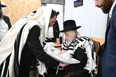 הגרב"ד פוברסקי בסנדקאות
