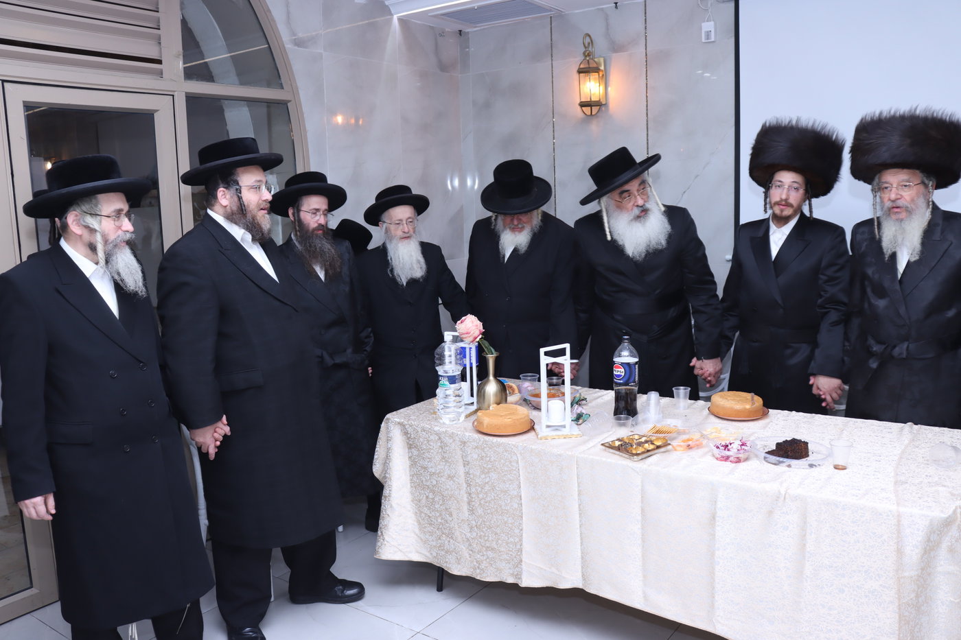 שמחת בר המצווה לנכד האדמו"ר מקוזמיר