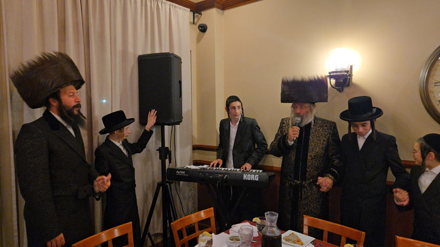 שמחת שבע הברכות לנכד האדמו"ר מניקלשבורג