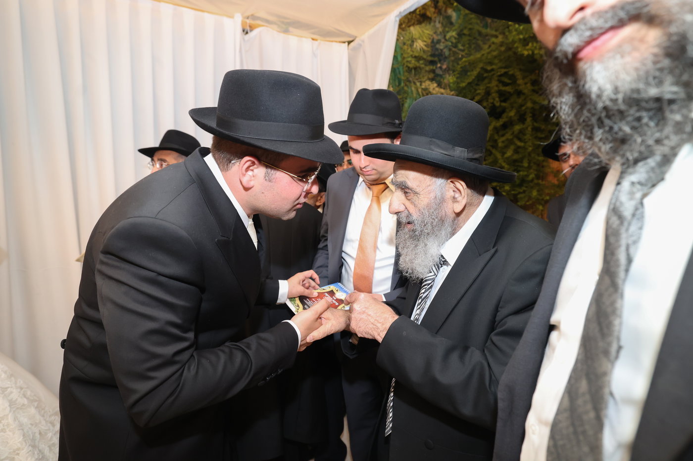 שמחת נישואי נכד הגר"מ צדקה