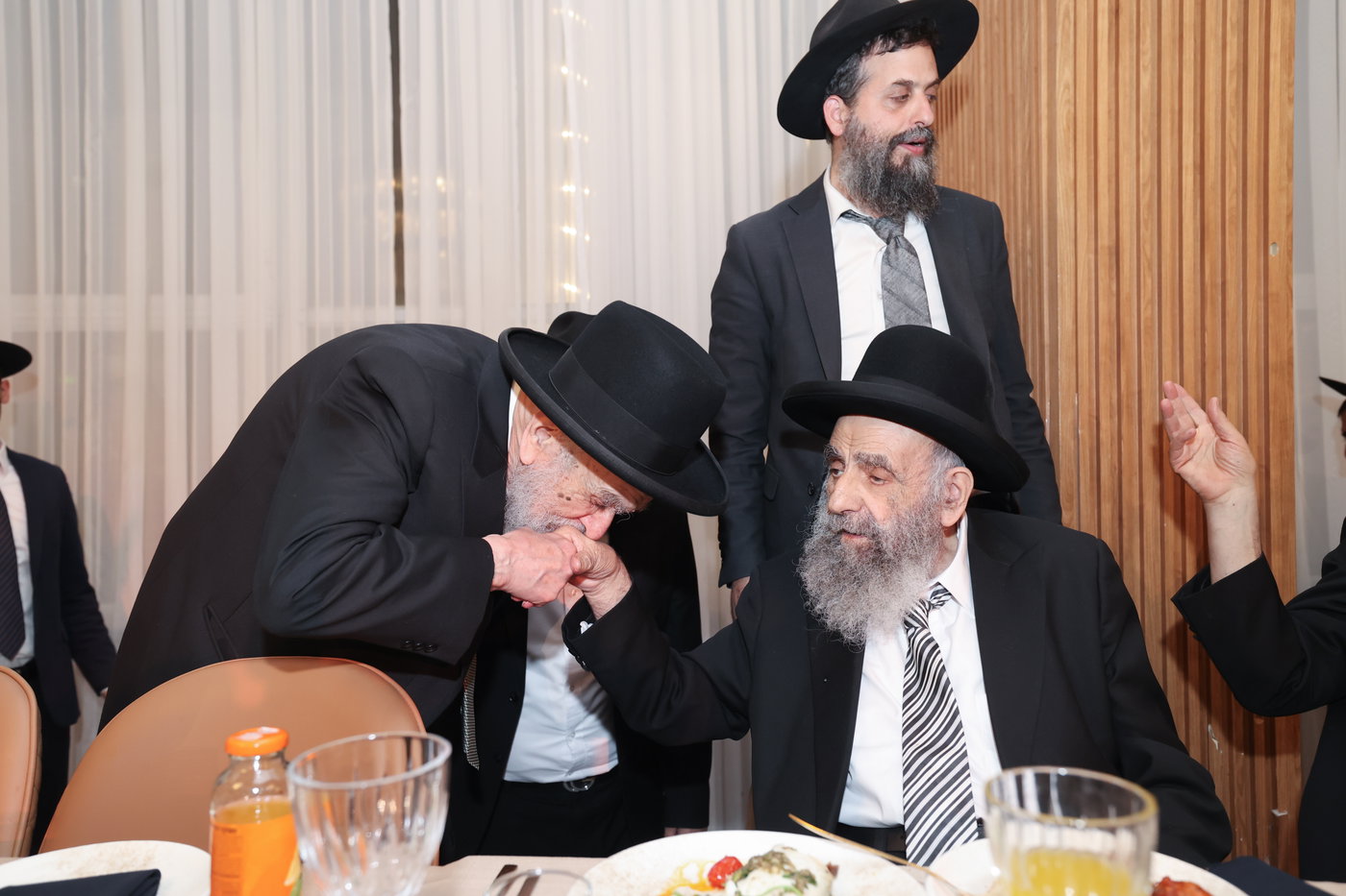 שמחת נישואי נכד הגר"מ צדקה