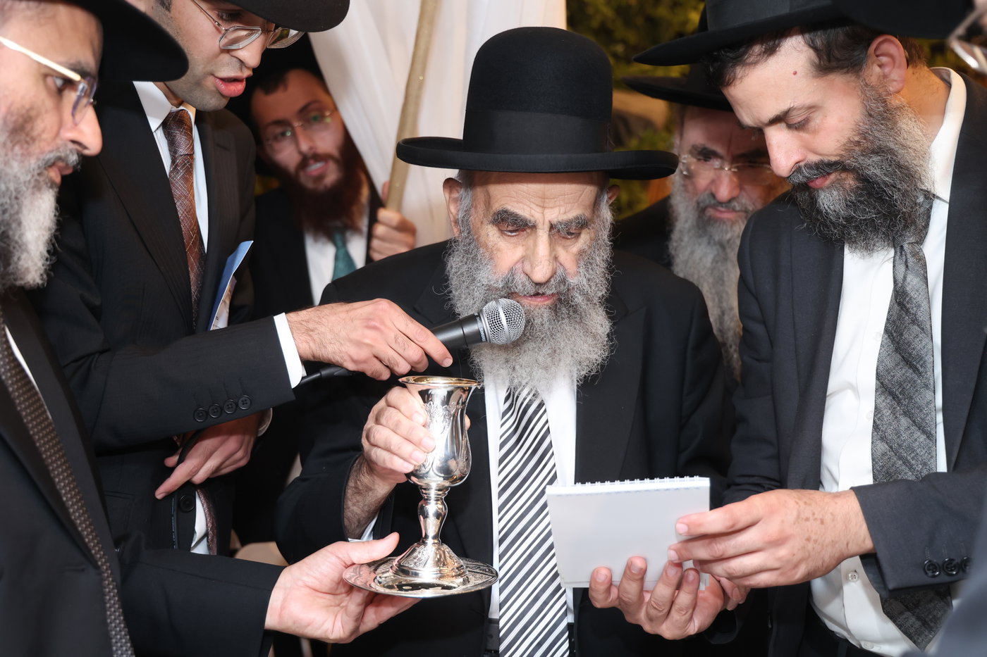 שמחת נישואי נכד הגר"מ צדקה