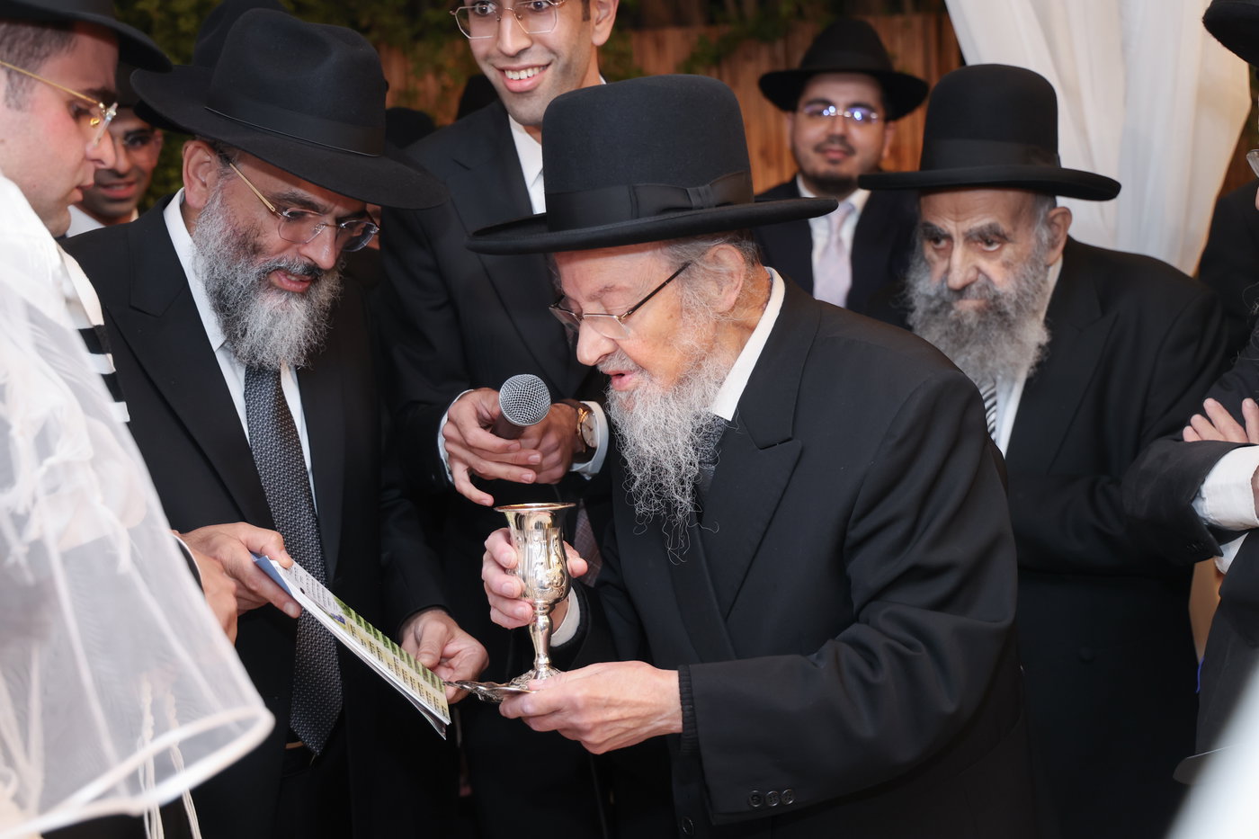 שמחת נישואי נכד הגר"מ צדקה