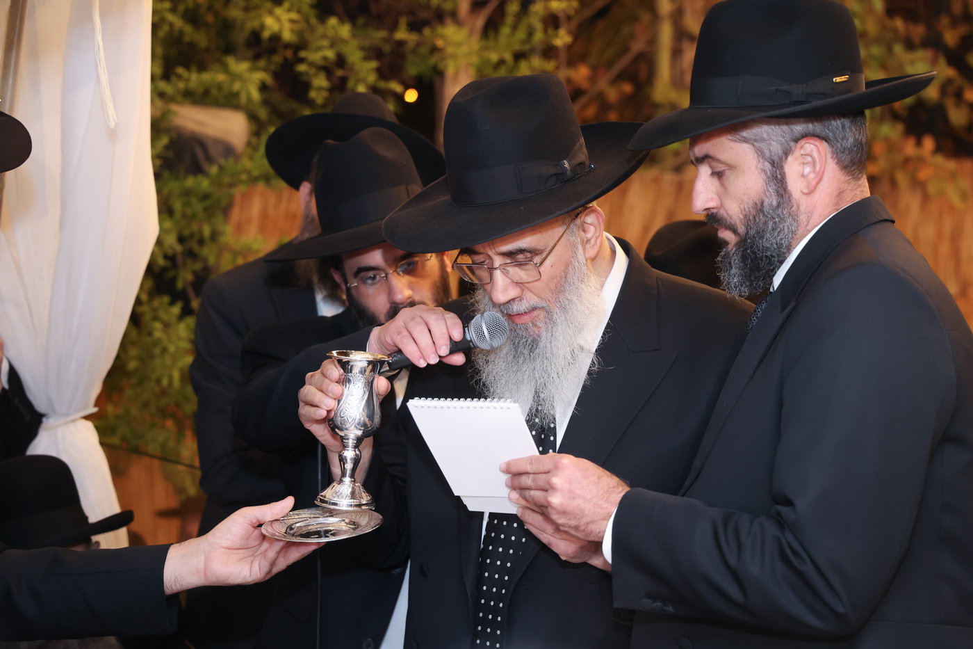 שמחת נישואי נכד הגר"מ צדקה