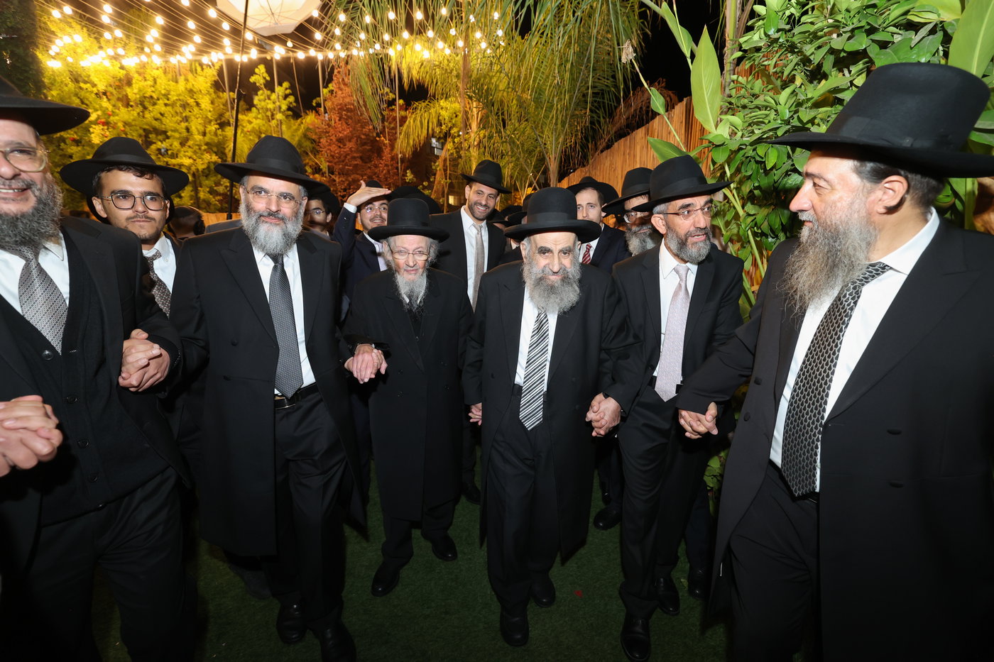 שמחת נישואי נכד הגר"מ צדקה