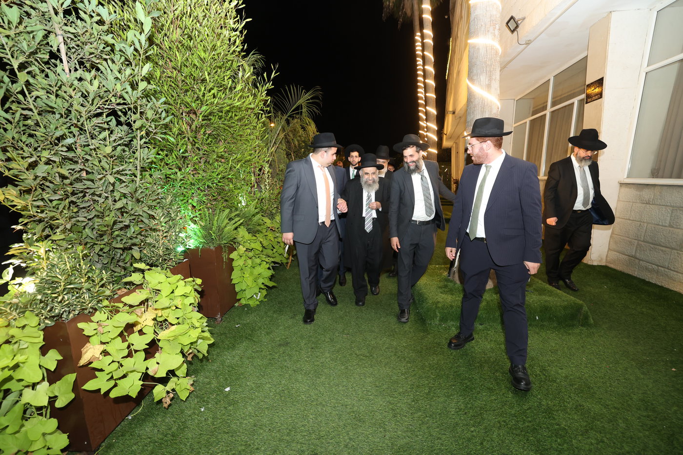 שמחת נישואי נכד הגר"מ צדקה