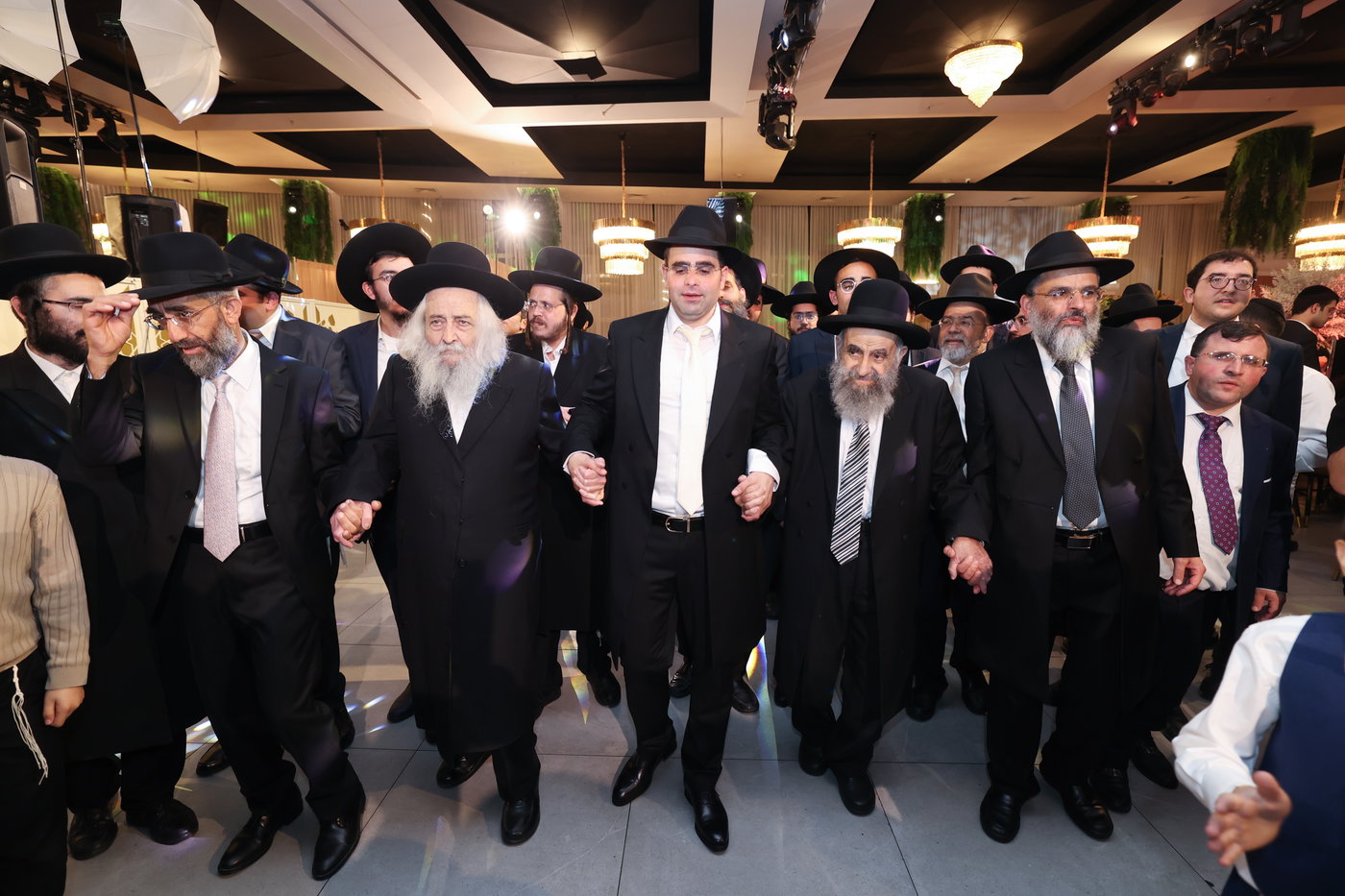 שמחת נישואי נכד הגר"מ צדקה