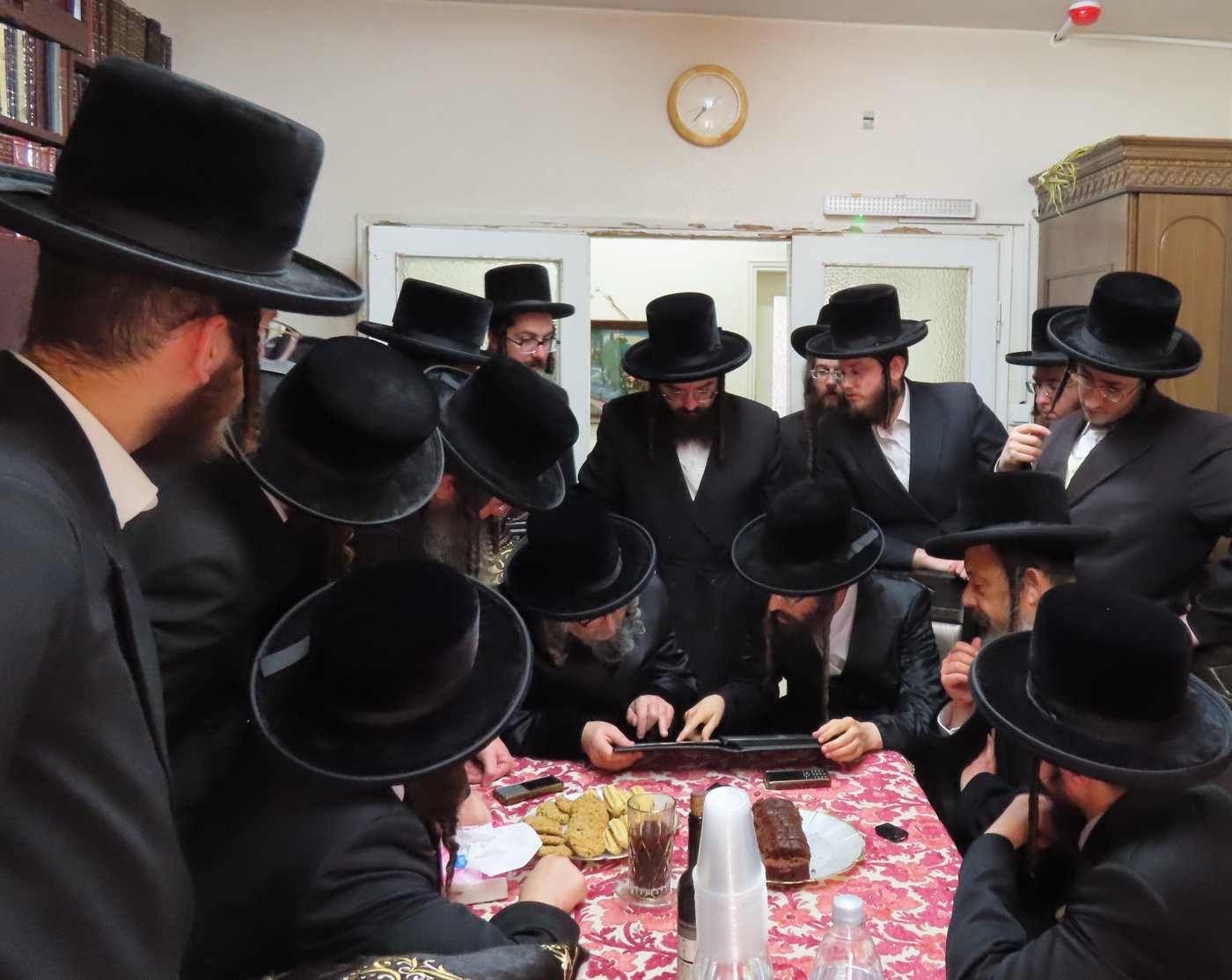 האדמו"ר מסקאליע בביקור בארה"ק