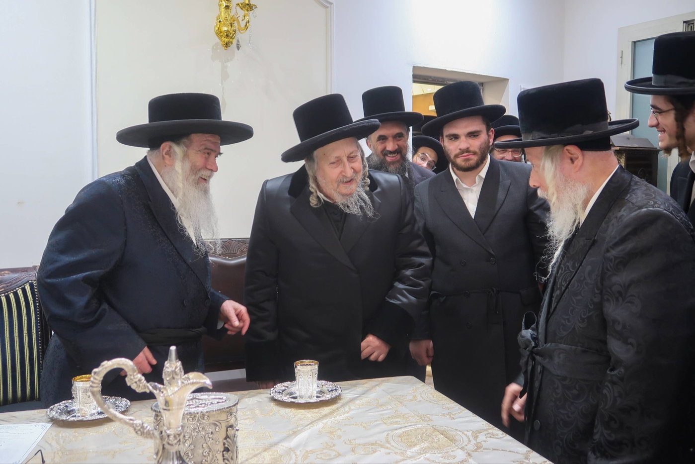 האדמו"ר מסקאליע בביקור בארה"ק