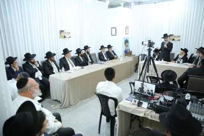 האהבה העצומה לעדת תימן; בני הקהילה התימנית התכנסו ביום הילולת מרן
