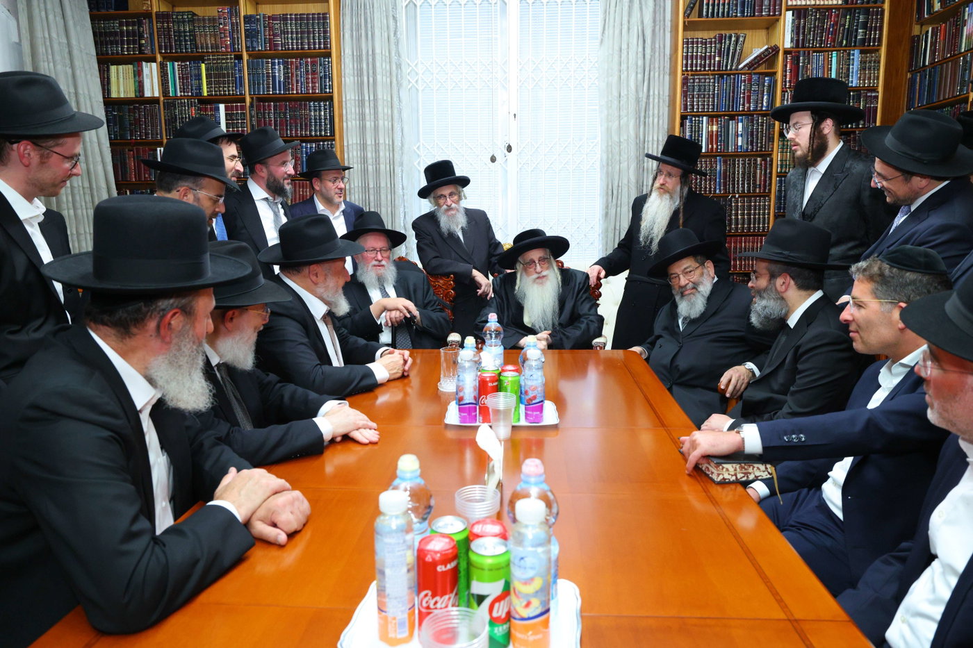 משלחת ראשי הישיבות אצל האדמו"ר מצאנז