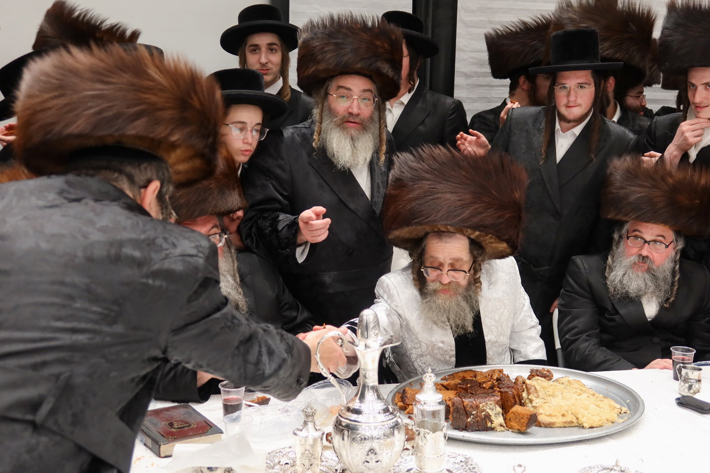 האדמו"ר מקרעטשניף סיגעט בביקור בארה"ב