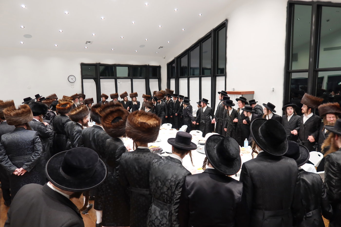 האדמו"ר מקרעטשניף סיגעט בביקור בארה"ב