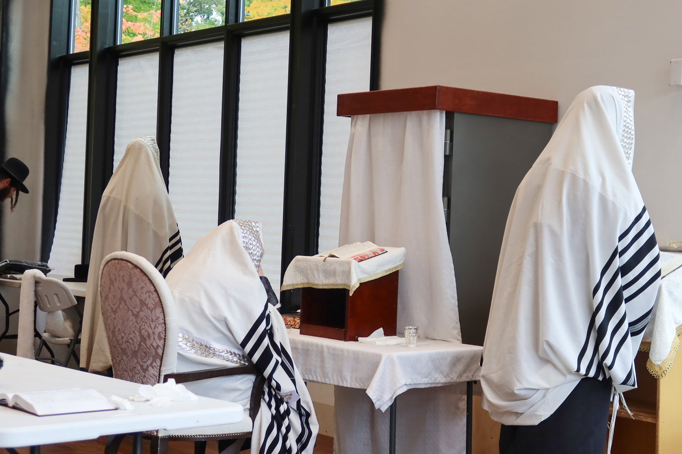 האדמו"ר מקרעטשניף סיגעט בביקור בארה"ב
