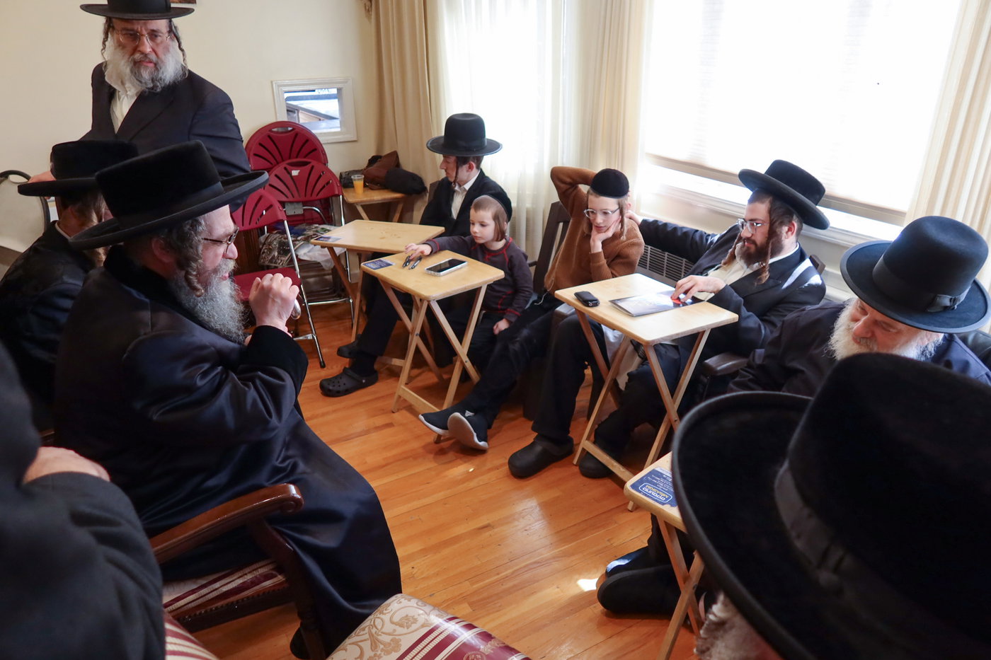 האדמו"ר מקרעטשניף סיגעט בביקור בארה"ב