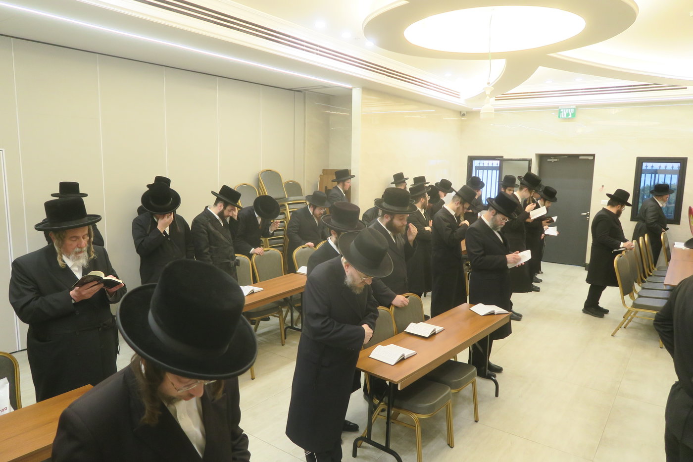 האדמו"ר מסטוטשין בעיה"ק טבריה