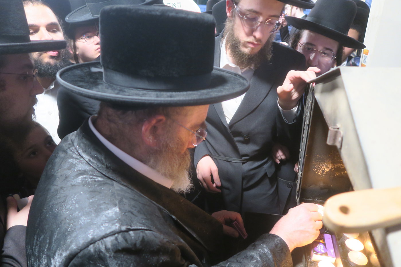 האדמו"ר מסטוטשין בעיה"ק טבריה