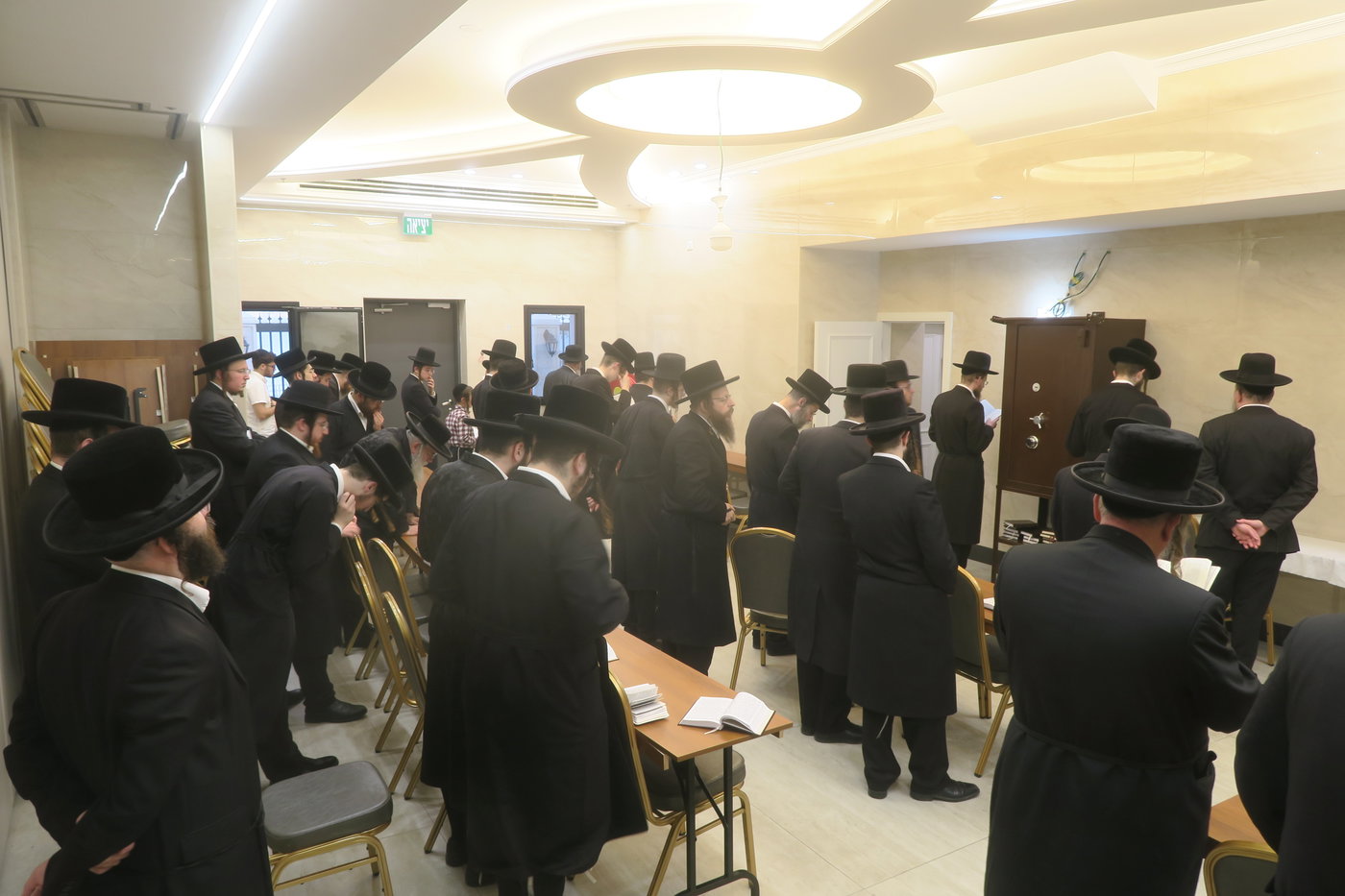 האדמו"ר מסטוטשין בעיה"ק טבריה
