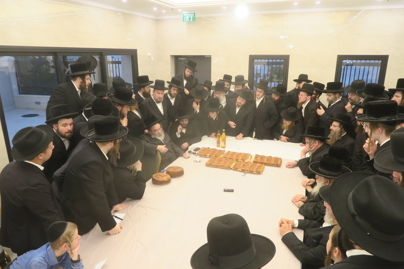 האדמו"ר מסטוטשין בעיה"ק טבריה