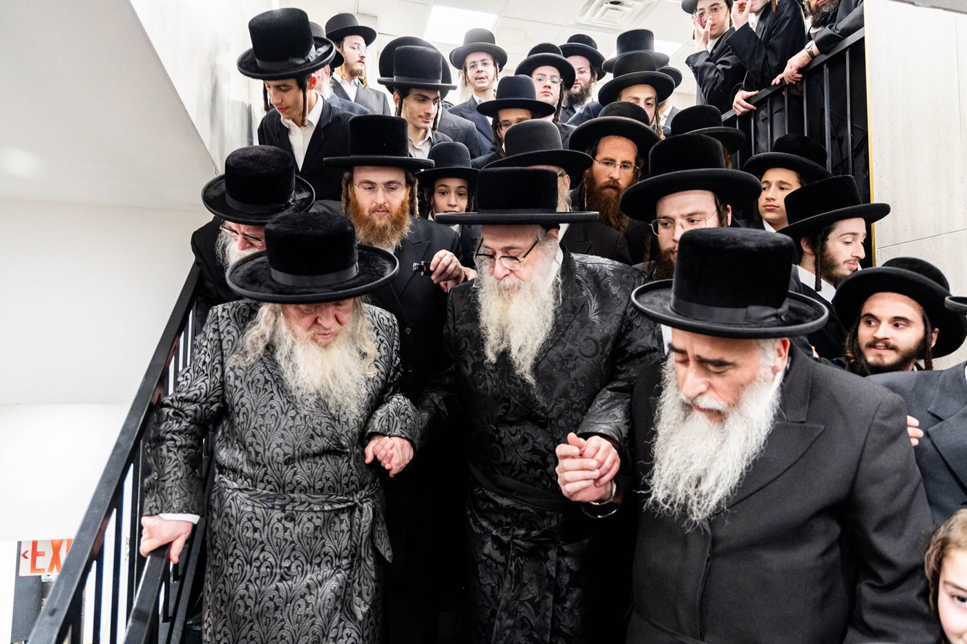 עצרת הספד בצאנז קלויזנבורג