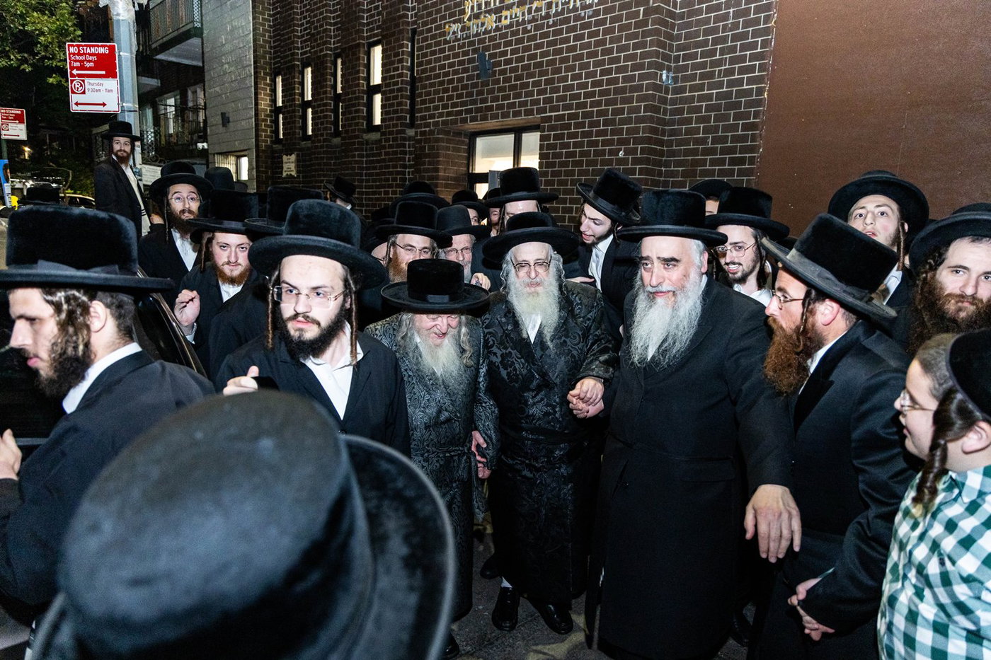 עצרת הספד בצאנז קלויזנבורג
