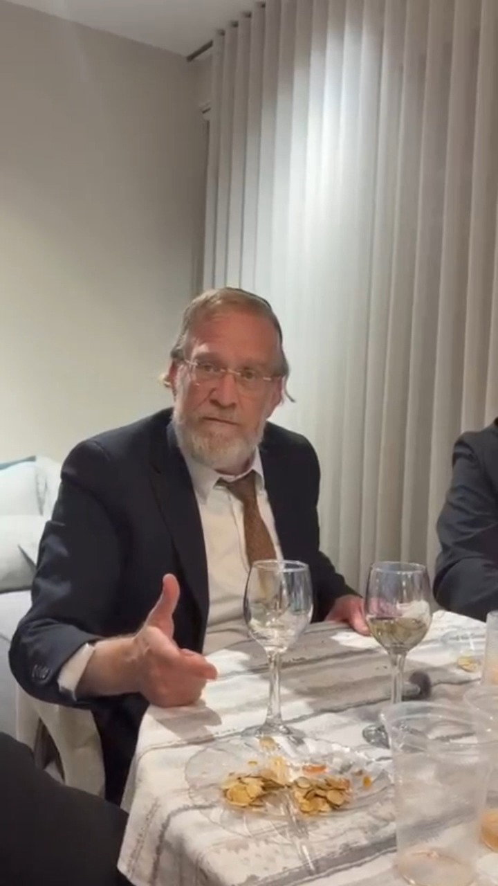 כך יצחק פינדרוס התמודד עם השאלות הקשות | צפו