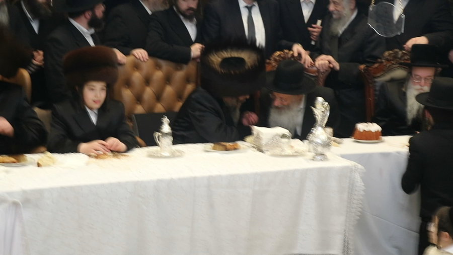 שמחת בר המצוה בחצרות סקולען לייקווד - ויזניץ מאנטריאל