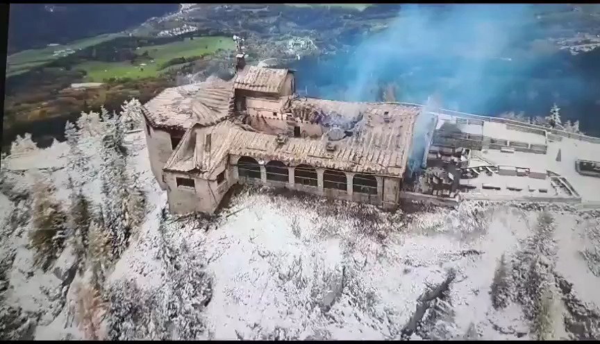 "קן הנשרים" בוער: מעון הנופש של היטלר ימ"ש הוצת בידי אלמוני | צפו