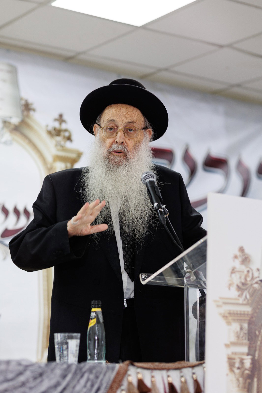 "אפילו 'הפלג' ו'העדה' חייבים ללכת לקלפי להצביע": משא החירום של הגר"מ מאיה