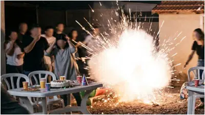 הרס את חגיגת יום ההולדת: התקרב לבית - וזה מה שזרק לבפנים