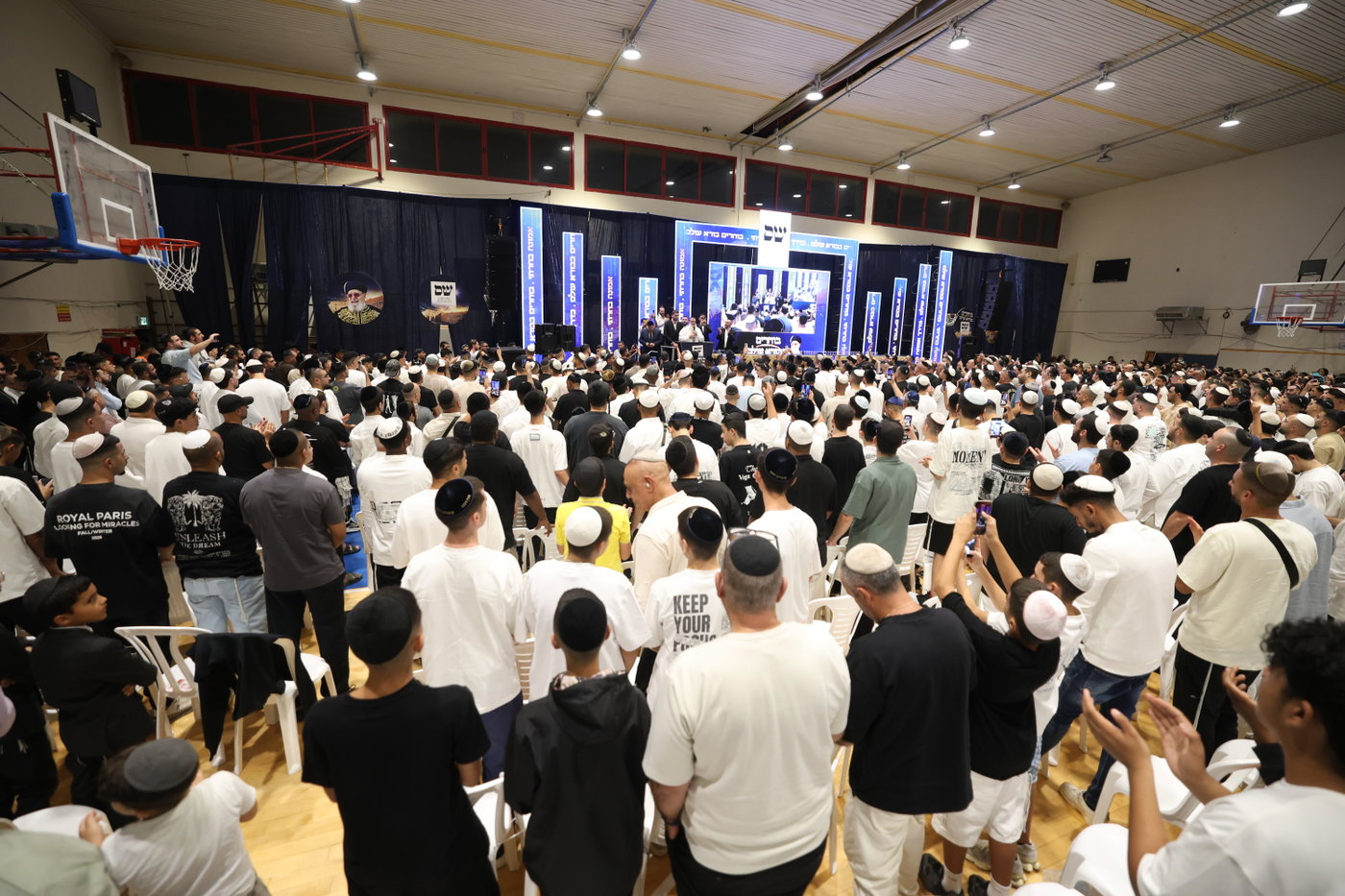 גלריית תמונות מהעצרת