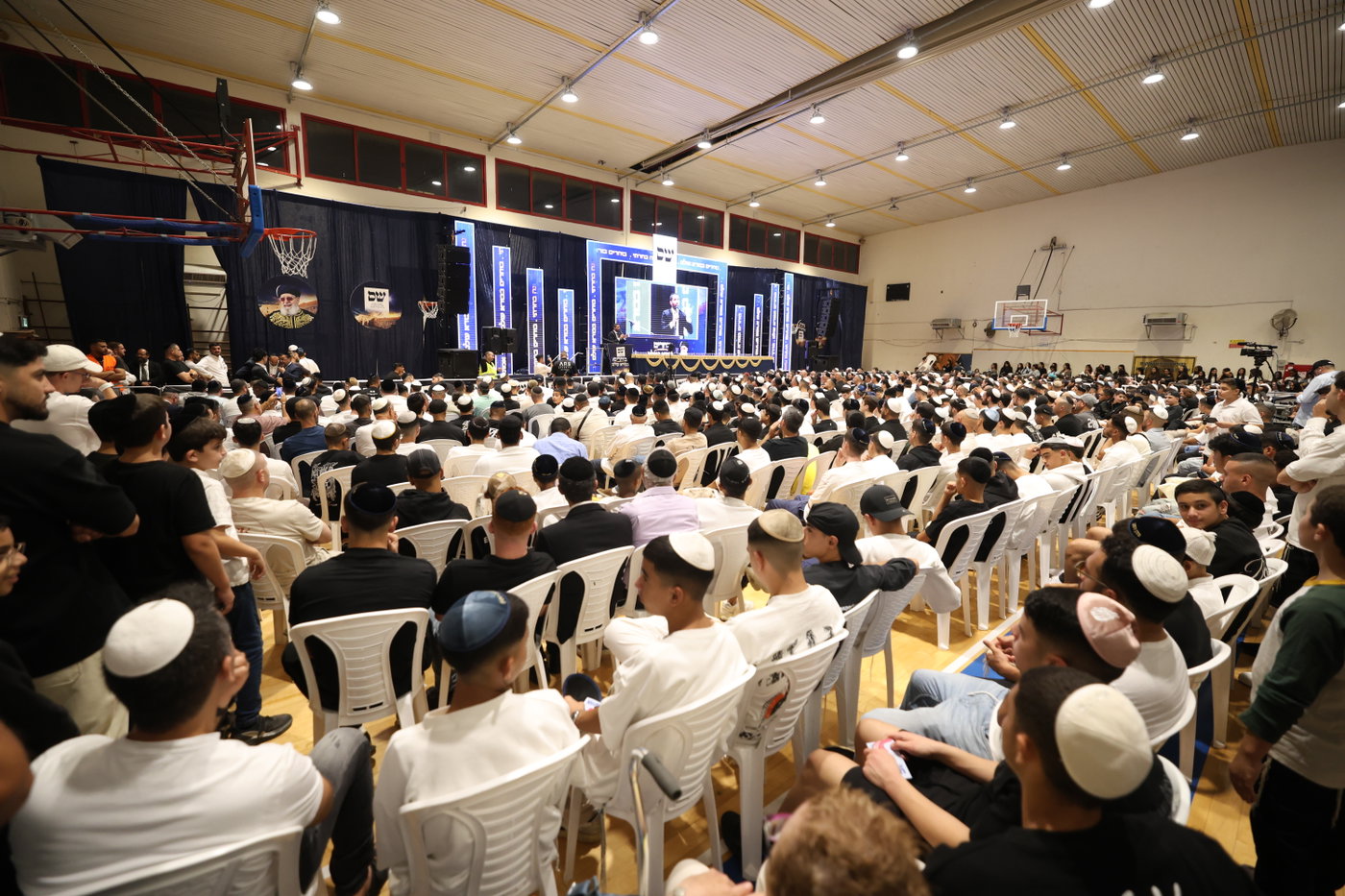 גלריית תמונות מהעצרת