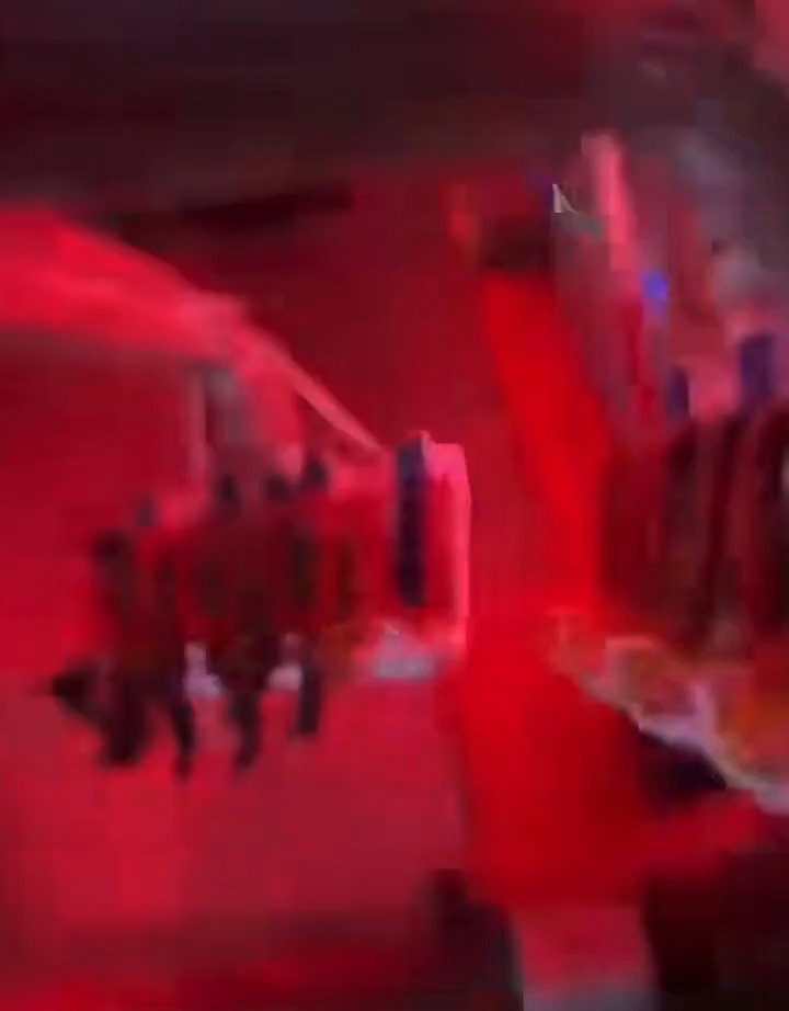 מוט הבטיחות התרומם: צעירה נהרגה בנפילה ממתקן שעשועים 