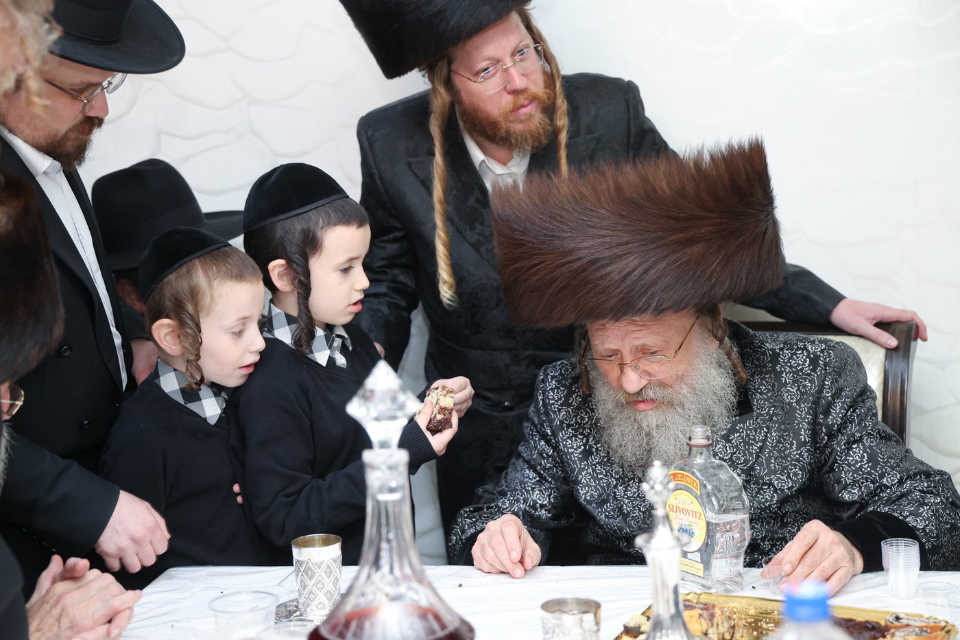 הכנסת ס"ת בנדבורנה באניא