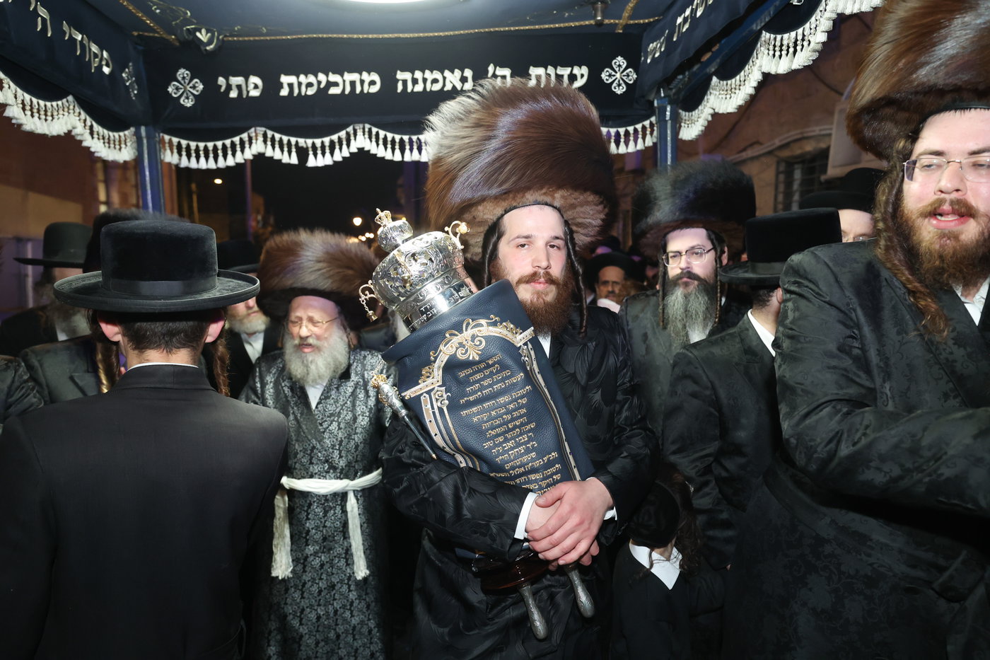 הכנסת ס"ת בנדבורנה באניא
