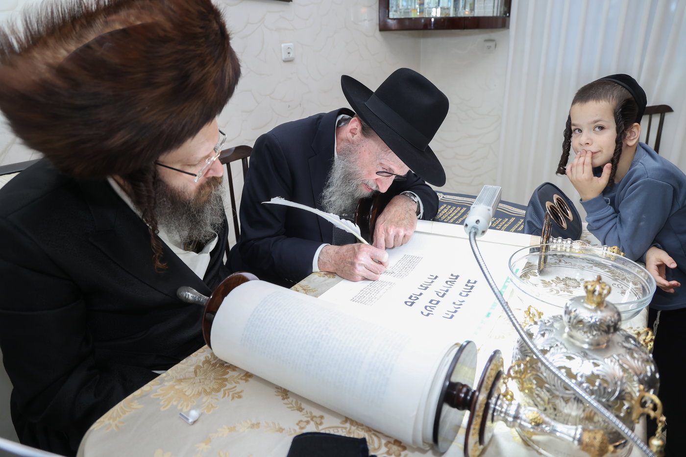 הכנסת ס"ת בנדבורנה באניא