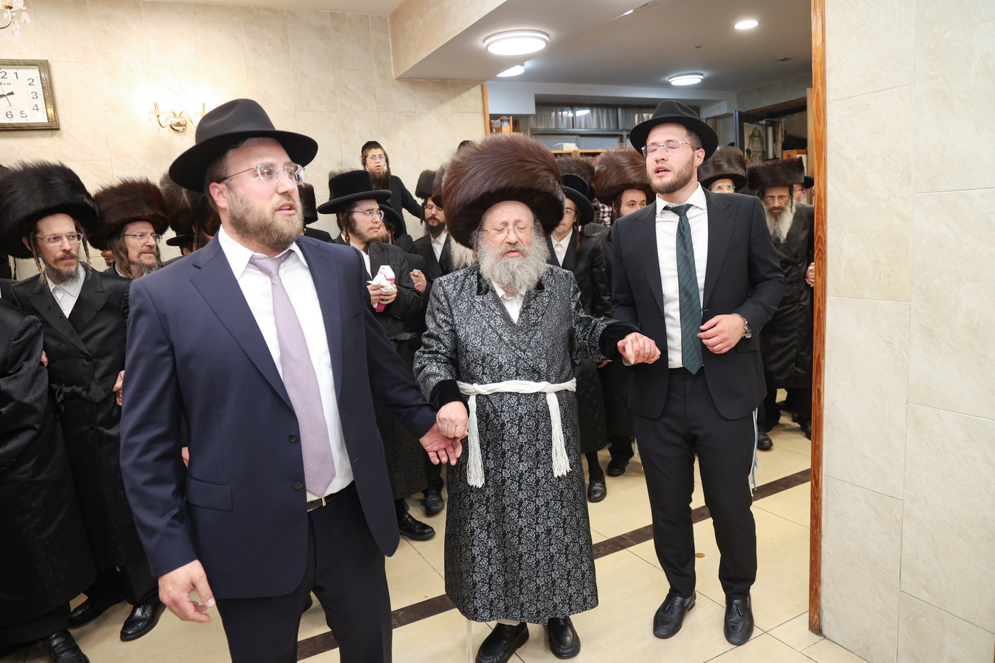 הכנסת ס"ת בנדבורנה באניא