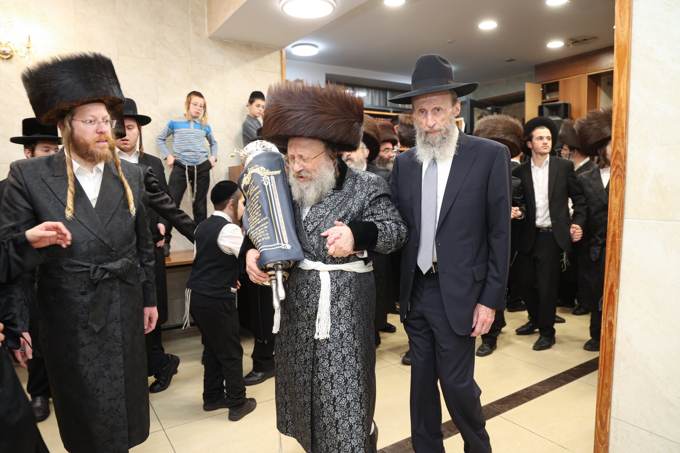 הכנסת ס"ת בנדבורנה באניא