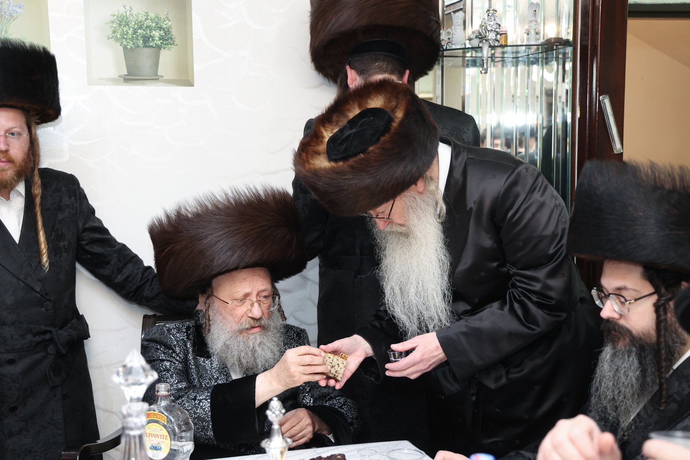 הכנסת ס"ת בנדבורנה באניא