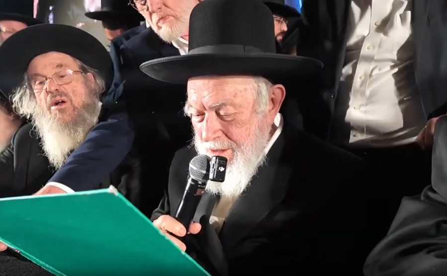משאו של הגר"י זילברשטיין בעצרת