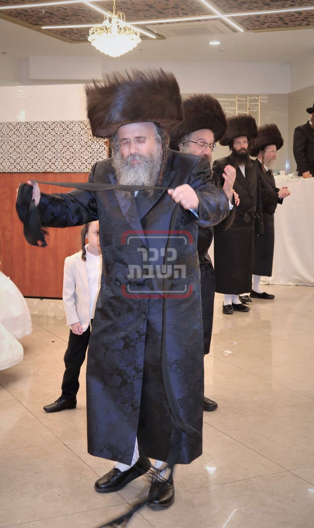 שמחת בית מישקולץ - לעלוב 