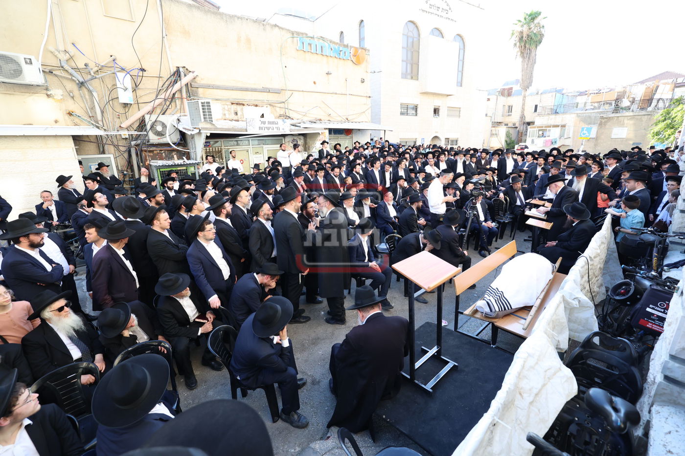 מסע הלווית הגר"א שמואלביץ