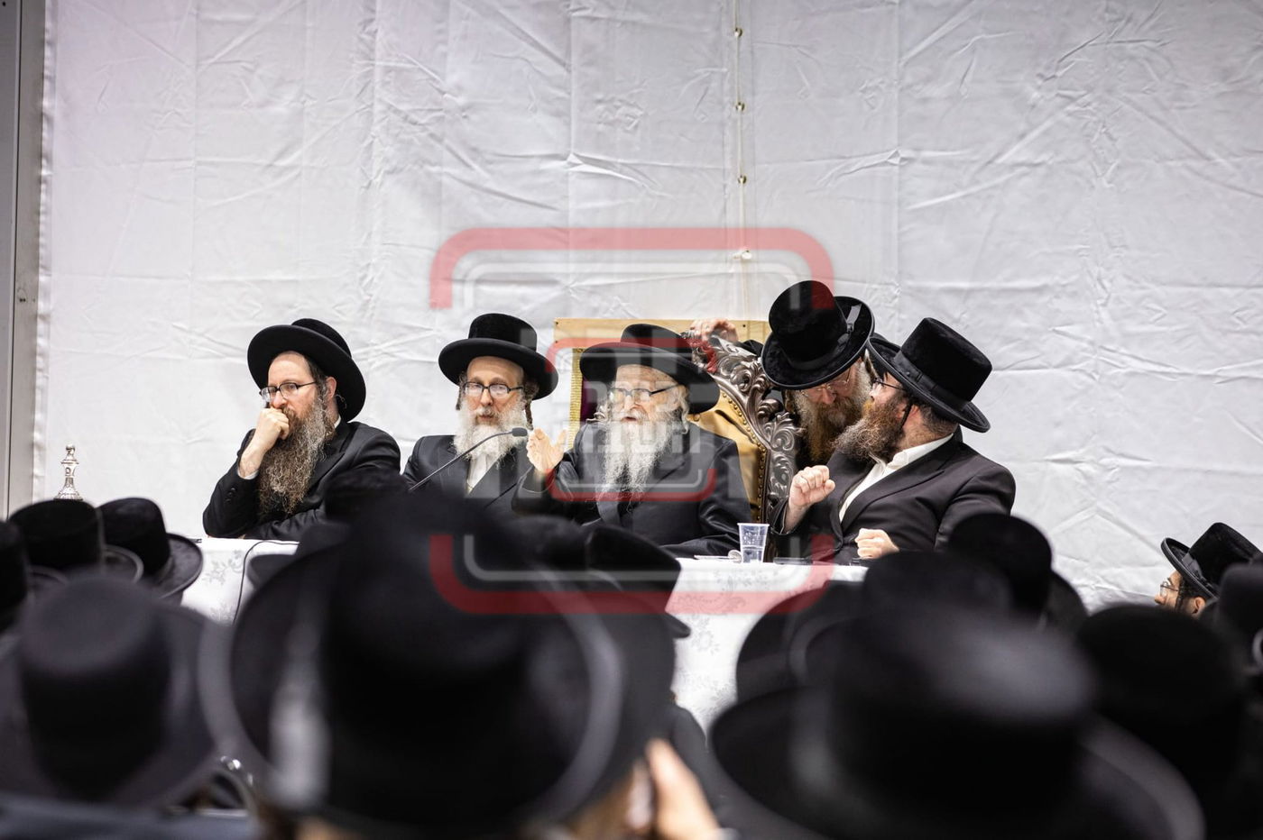 האדמו"ר מסערדאהעלי בקאנטרי