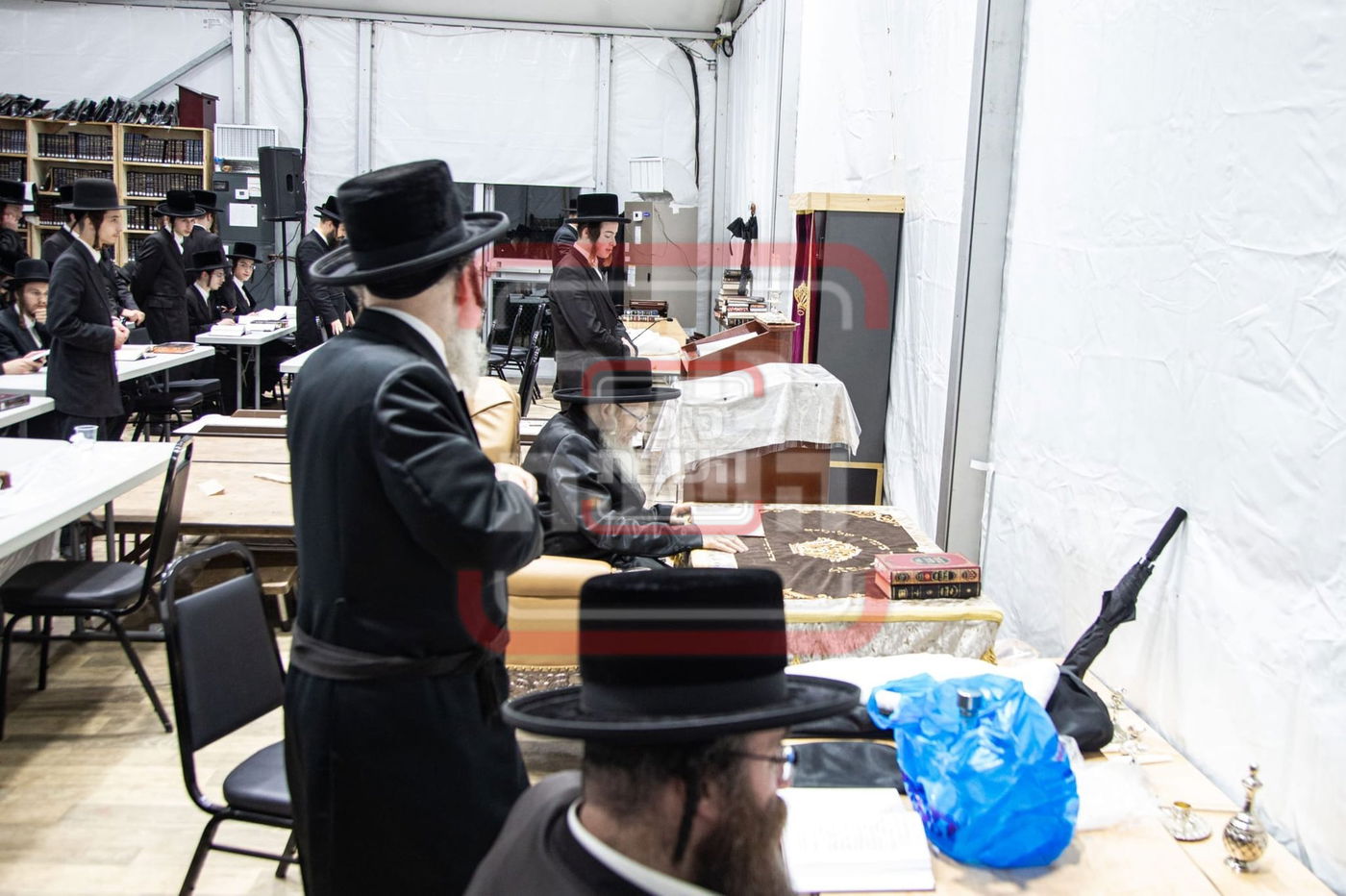 האדמו"ר מסערדאהעלי בקאנטרי