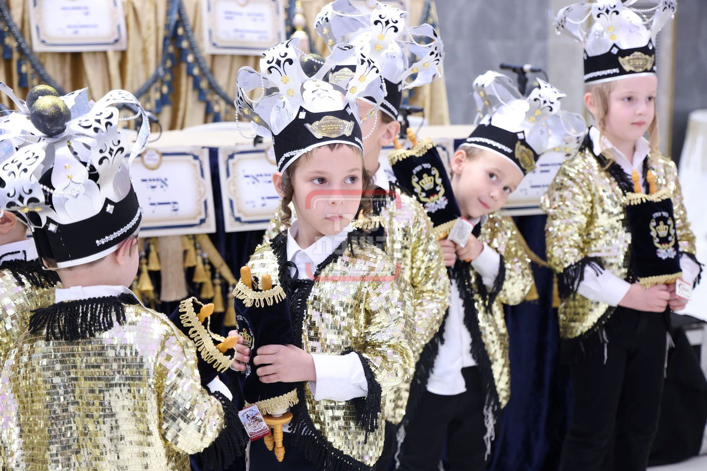 מסיבת חומש בת"ת 'טשכנוב'